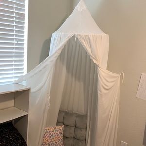 Kids bed or reading nook Canopy